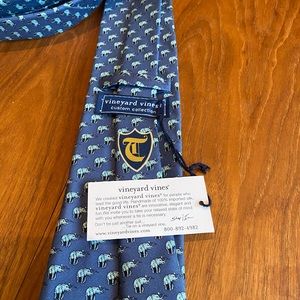 Vineyard Vines Men’s Tie - Blue Elephants
